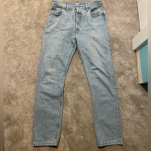 Levi’s 501 Straight leg light wash jeans